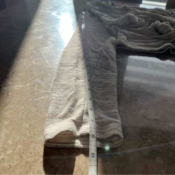 Tommy Hilfiger long sleeve open front lightweight cream color cardigan size L - Picture 9 of 9